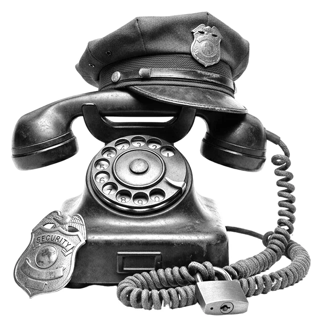 Ilustración conceptual: un teléfono de disco con gorra y placa de guardia de seguridad y un candado en el cable